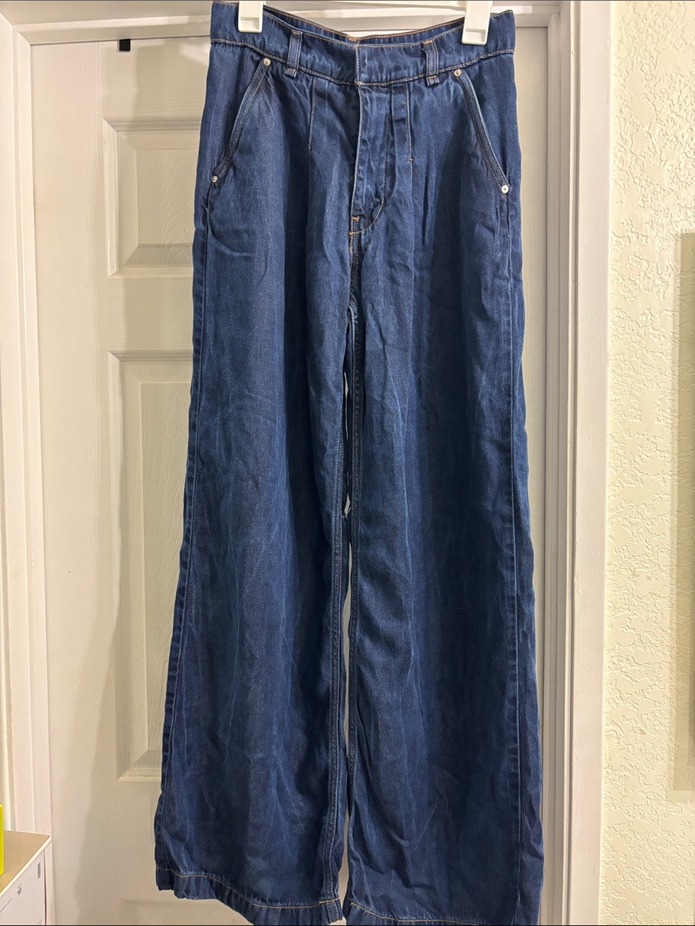 Hudson Jeans Women’s Trouser style Wide-Leg in Deep Blue Denim